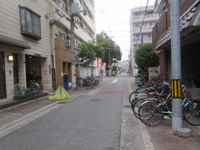 大阪市生野区新今里２丁目のビルの周辺