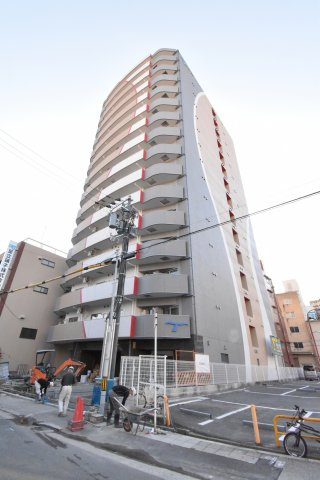 セレニテ難波プリエ　仲介手数料無料の外観