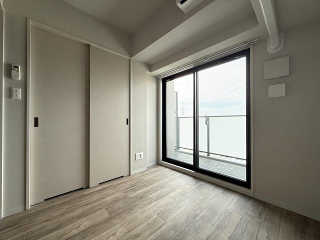 クローバー・ビュー北花田の寝室