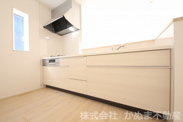 クレイドルガーデン日光市平ケ崎第１のキッチン|〇キッチン〇
3口ガスコンロつきカウンターキッチンです。