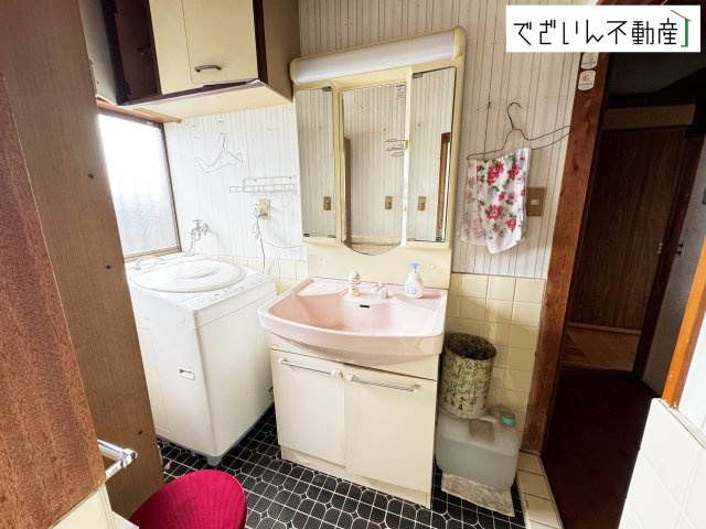 【独立洗面台】 | 熊谷市久保島　中古住宅   | 現地(2026年7月撮影)