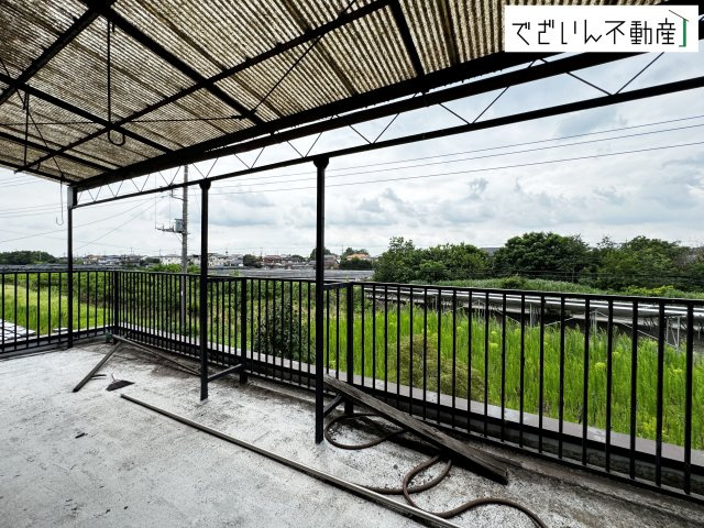 【バルコニー】 | 熊谷市久保島　中古住宅   | 現地(2026年7月撮影)