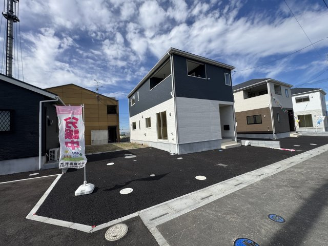 新築　児玉郡上里町黛第１　クレイドルガーデン　6号棟の駐車場|現地写真　駐車スペースは並列2台分可能です！
