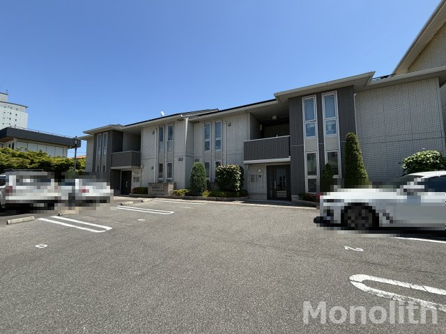 ヴィラージュの駐車場