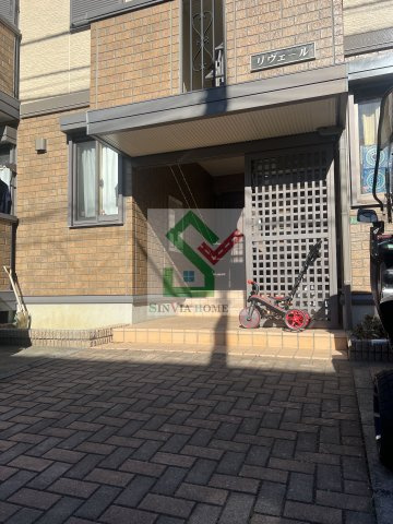 リヴェールのエントランス