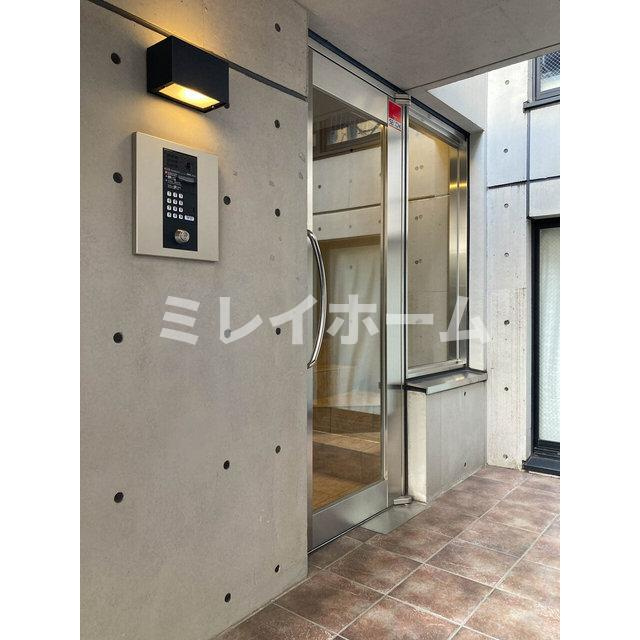 ルクレ大森のエントランス
