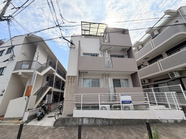 シティライフ稗原の外観