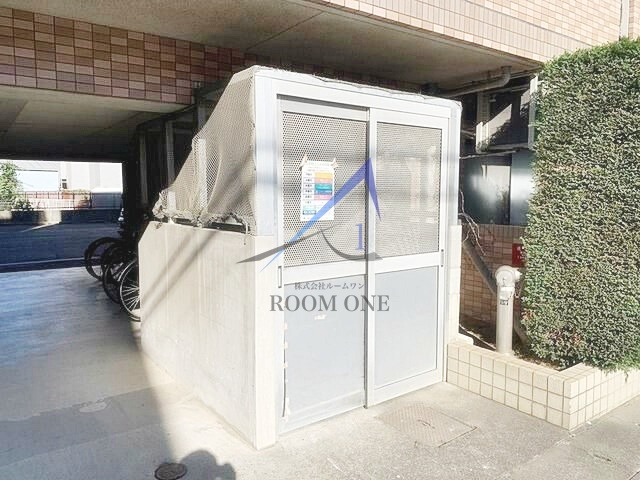 ハーブハイム３|敷地内ごみ置き場です。