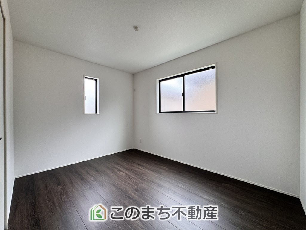 グラファーレ宇都宮市峰町3期の洋室
