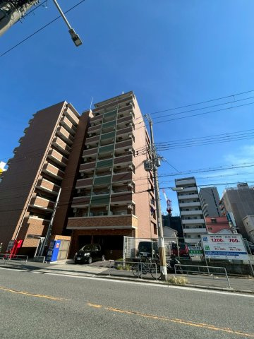 サムティ阿波座Lussoの外観