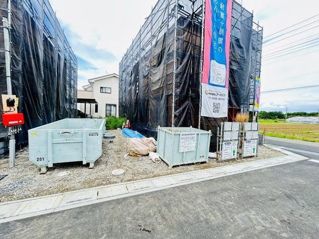 新築　児玉郡上里町黛第１　クレイドルガーデン　8号棟の駐車場|現地写真　駐車スペースは並列2台分可能です！
