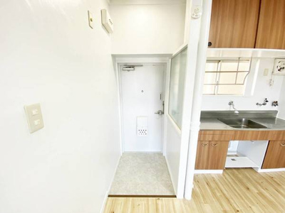【玄関】 | ビレッジハウス泉北栂タワー1号棟 | ビレッジハウスの同一物件・同一タイプの間取りの写真です