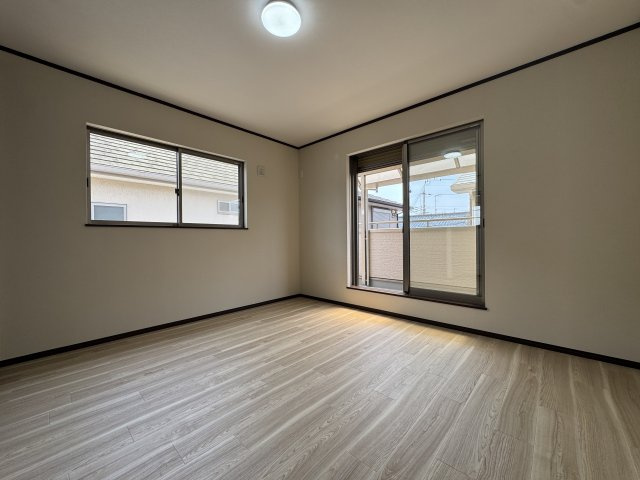 明石市大久保町大久保町戸建の洋室