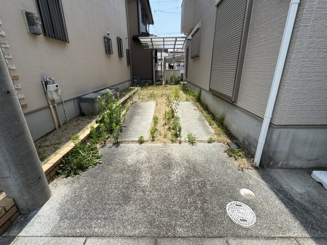 明石市大久保町大久保町戸建の駐車場