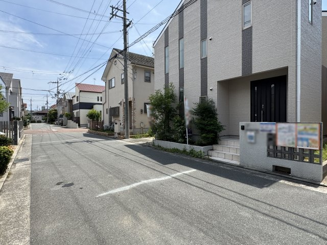 明石市大久保町大久保町戸建の前面道路含む現地写真