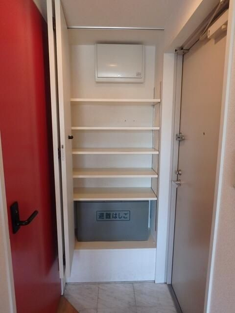 ＭＯＤＵＬＯＲ要町Ⅰの収納