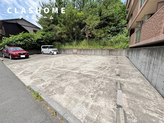 マノワールサンポー　　刈谷市近郊の賃貸はクラスホームの駐車場
