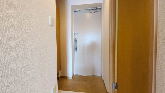 【玄関】