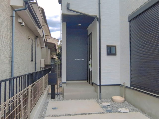 ふじみ野市上福岡５丁目の新築一戸建の玄関