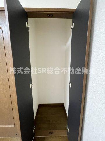 本町中古戸建の収納|全居室収納付きです！