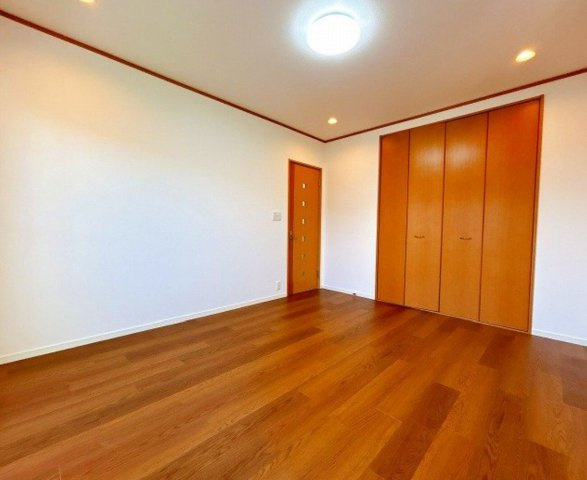 売中古戸建　島田市元島田の洋室