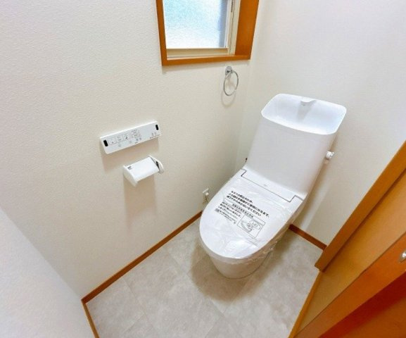 売中古戸建　島田市元島田のトイレ