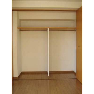 【収納】 | フェニックス荻窪弐番館 | クローゼット完備。
