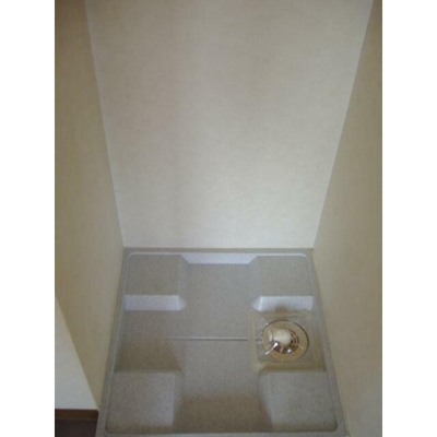 【設備】 | フェニックス荻窪弐番館 | 室内洗濯機置場。