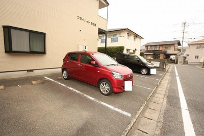 【駐車場】 | フライ・ハイト通古賀