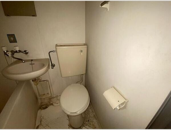 SKヴィラⅡのトイレ|コンパクトで使いやすいトイレです