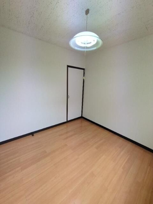 【寝室】 | クローバーハイツ
