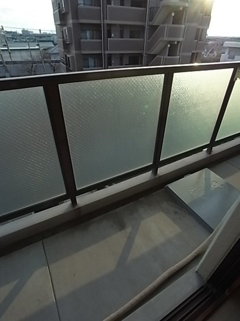 尼崎市東園田町４丁目の賃貸マンションのバルコニー