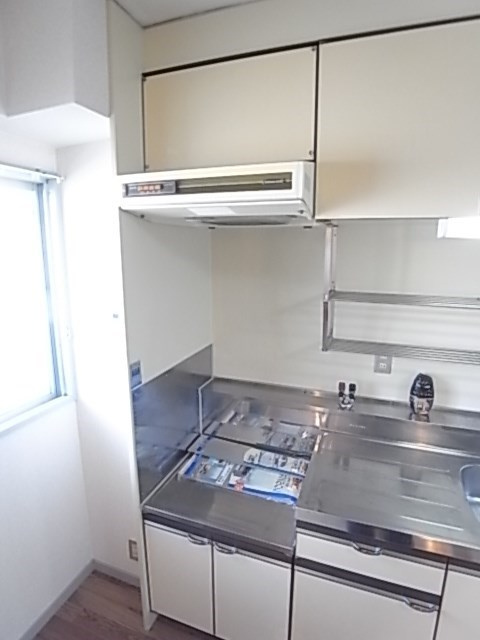 尼崎市東園田町４丁目の賃貸マンションのキッチン