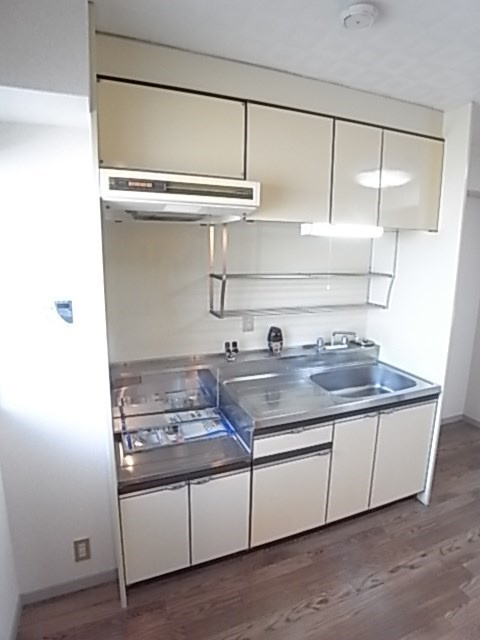 尼崎市東園田町４丁目の賃貸マンションのキッチン