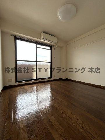 仲介手数料0円！ハイツ草薙の居間・リビング