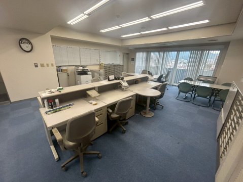 第12友建ビルの内装