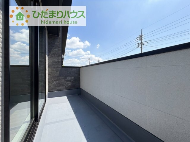 【バルコニー】 | 取手市井野台5期　新築戸建　1号棟 | 広々としたバルコニー。お洗濯物もぜーんぶ干せちゃいます！！