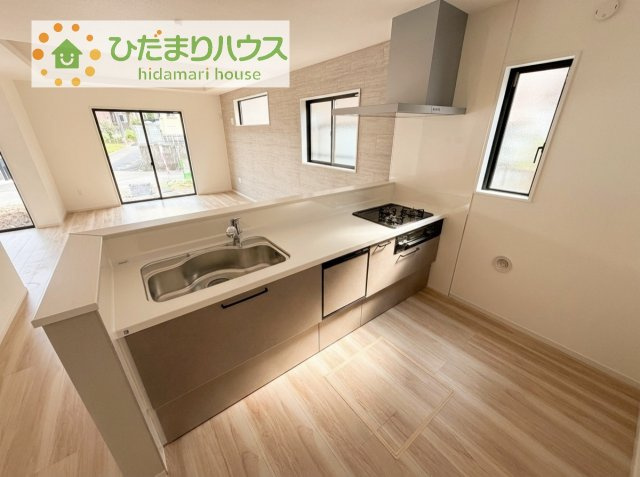 【キッチン】 | 取手市井野台5期　新築戸建　1号棟 | 料理をしながらでも、ご家族との会話を楽しめる対面式キッチン♪