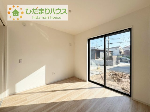 【洋室】 | 取手市井野台5期　新築戸建　1号棟 | 木の温もりがやさしいフローリング♪