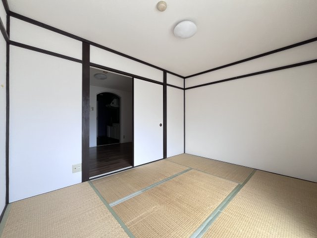 スポール南住吉の和室