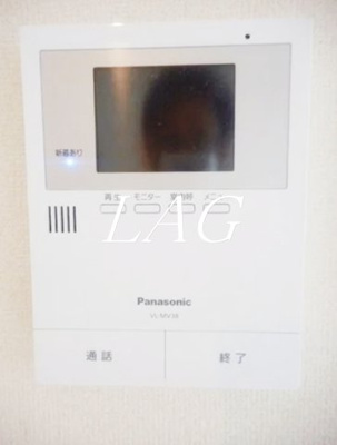 【セキュリティ】 | ベルヴィル三軒茶屋 | モニター付インターホンです。
