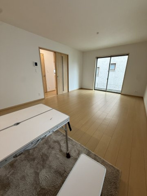 【居間・リビング】 | 天白区島田3期 | キャンペーン対象物件です♪詳細は弊社ホームページもしくはスタッフまでお気軽にお問合せ下さいませ♪ お役に立てる自信があります♪