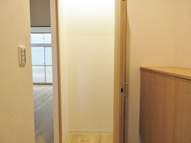 かぎ屋ビルのその他