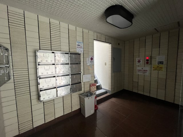 丸善シティハイツ上六　五条小学校区のロビー|丸善シティハイツ上六　ロビー