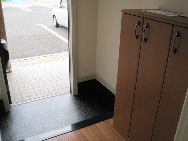 プレサス新白河の玄関|室内設備（イメージ）