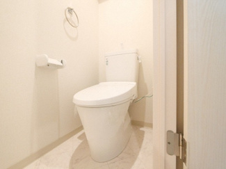 【トイレ】 | セゾンラトゥールMIYAKOJIMA | 落ち着いた色調のトイレです