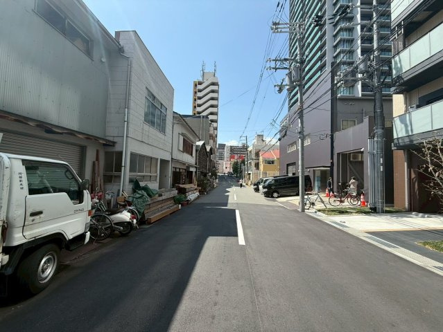ドゥーエ南堀江の周辺