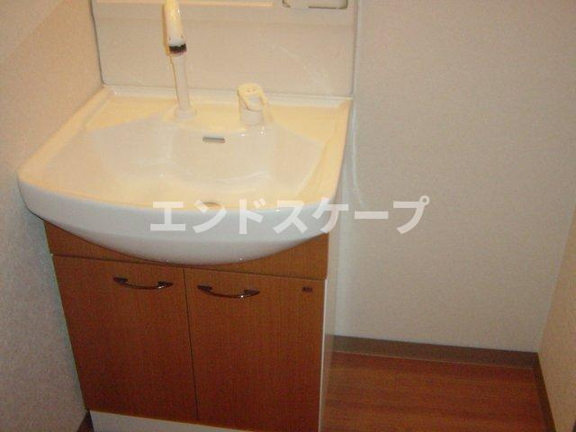 エレガンスⅠの洗面所|洗髪洗面化粧台
高崎、前橋のお部屋探しはエンドスケープまで！お客様の理想お聞かせ下さい♪