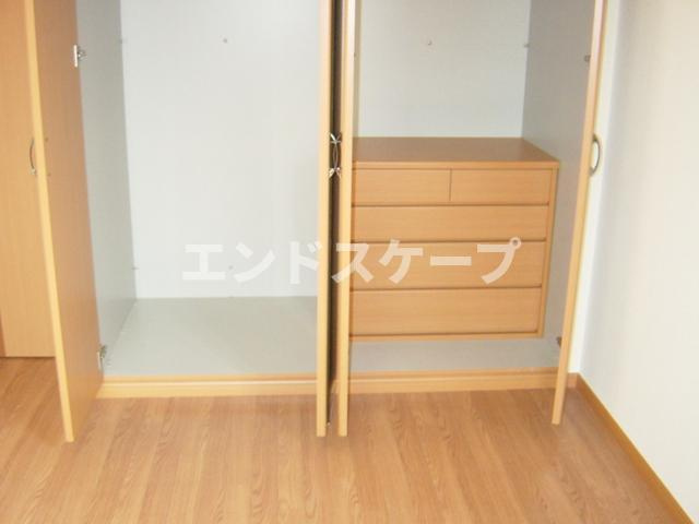 エレガンスⅠの収納|クローゼット
高崎、前橋のお部屋探しはエンドスケープまで！お客様の理想お聞かせ下さい♪