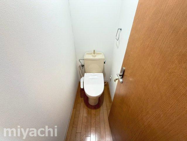 クリスタルハイツⅡのトイレ